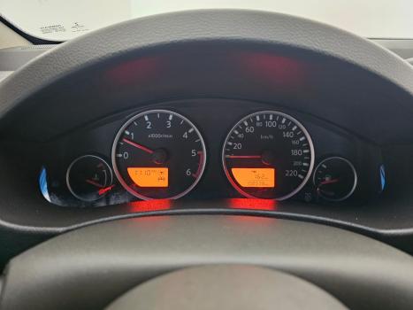 NISSAN Frontier , Foto 8