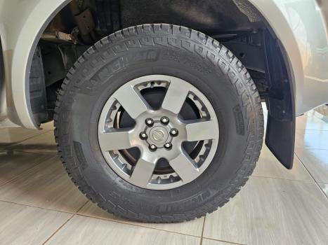 NISSAN Frontier , Foto 9