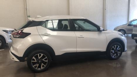 NISSAN Kicks 1.6 16V 4P FLEXSTART SENSE XTRONIC AUTOMTICO CVT, Foto 3
