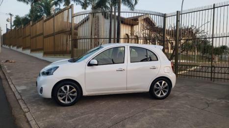NISSAN March 1.6 16V 4P SL FLEX, Foto 6