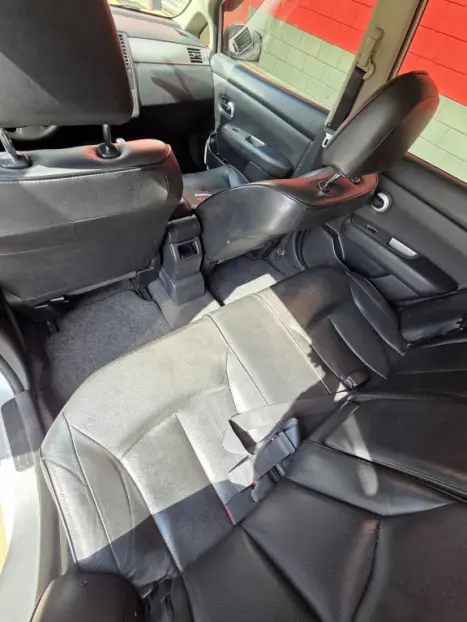 NISSAN Tiida Hatch 1.8 16V 4P SL FLEX, Foto 13
