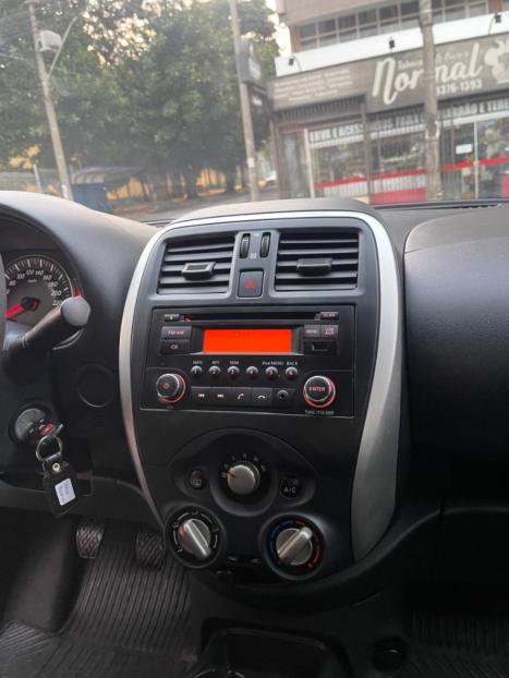 NISSAN Versa Sedan 1.6 16V 4P FLEX S, Foto 18