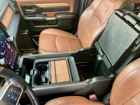 RAM 3500 6.7 I6 LIMITED LONG HORN CABINE DUPLA 4X4 TURBO DIESEL AUTOMTICO, Foto 11