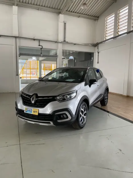 RENAULT Captur 1.3 16V 4P FLEX TCE INTENSE TURBO X-TRONIC AUTOMTICO CVT, Foto 1