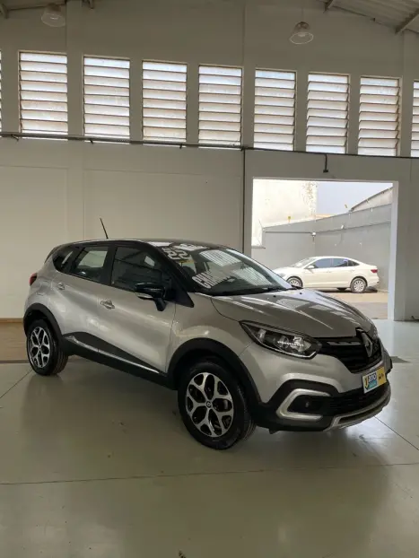 RENAULT Captur 1.3 16V 4P FLEX TCE INTENSE TURBO X-TRONIC AUTOMTICO CVT, Foto 2