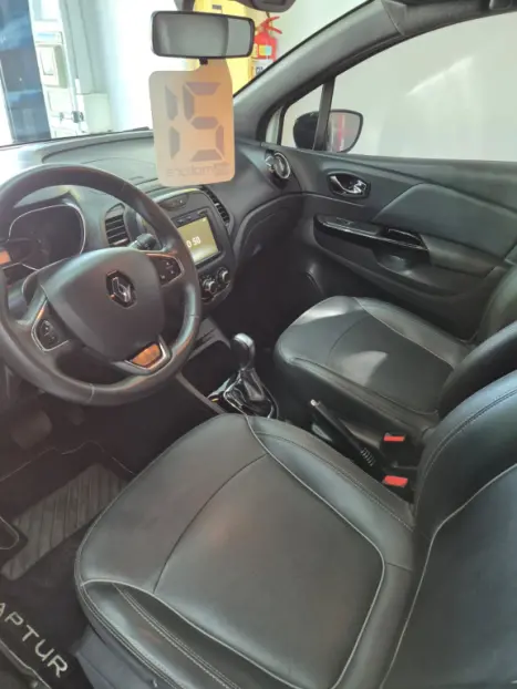 RENAULT Captur 1.6 16V 4P FLEX SCE LIFE X-TRONIC CVT, Foto 7