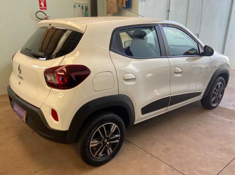 RENAULT Kwid 1.0 12V 4P SCE FLEX INTENSE, Foto 6