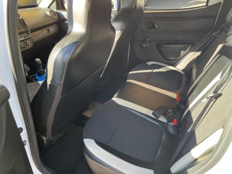 RENAULT Kwid 1.0 12V 4P SCE FLEX INTENSE, Foto 7