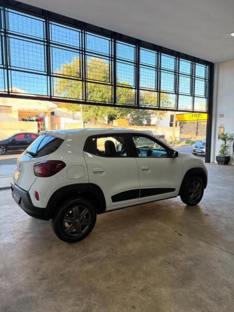 RENAULT Kwid 1.0 12V 4P SCE FLEX INTENSE, Foto 5