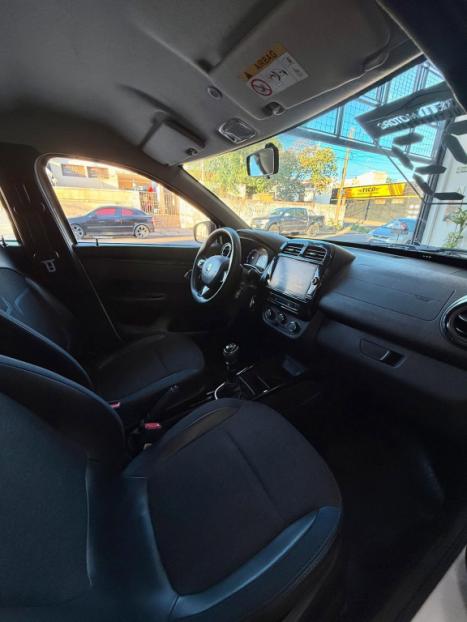RENAULT Kwid 1.0 12V 4P SCE FLEX INTENSE, Foto 9
