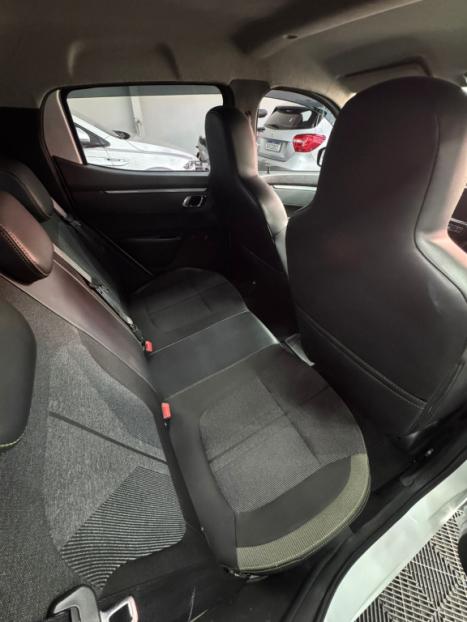 RENAULT Kwid 1.0 12V 4P SCE FLEX OUTSIDER, Foto 7
