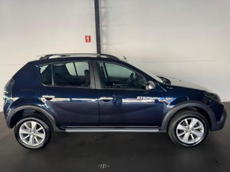 RENAULT Sandero 1.6 16V 4P FLEX STEPWAY, Foto 8