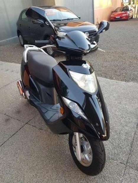 SUZUKI Burgman 125 , Foto 1