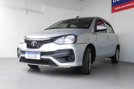 TOYOTA Etios Hatch 1.3 16V 4P FLEX X, Foto 2