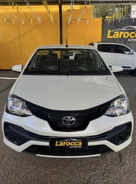 TOYOTA Etios Hatch 1.3 16V 4P FLEX X AUTOMTICO, Foto 3