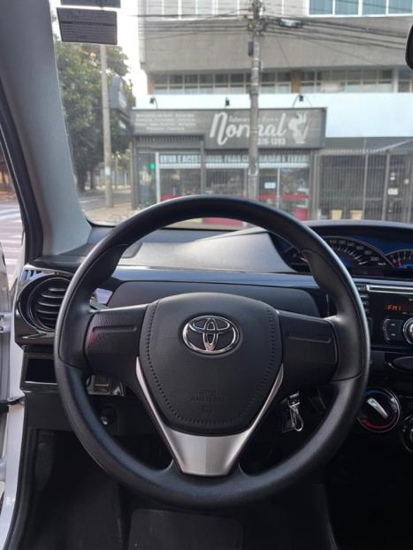 TOYOTA Etios Hatch 1.3 16V 4P FLEX X, Foto 18