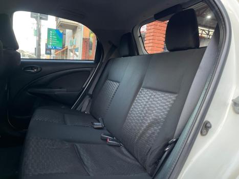TOYOTA Etios Hatch 1.3 16V 4P FLEX X, Foto 19