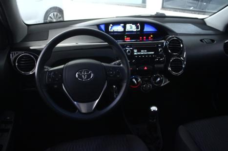 TOYOTA Etios Hatch 1.5 16V 4P FLEX X PLUS, Foto 9