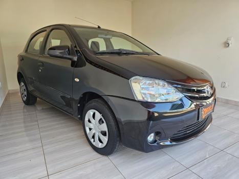 TOYOTA Etios Hatch 1.5 16V 4P FLEX XS, Foto 2