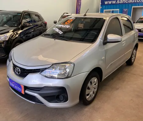 TOYOTA Etios Hatch 1.3 16V 4P FLEX X AUTOMTICO, Foto 3