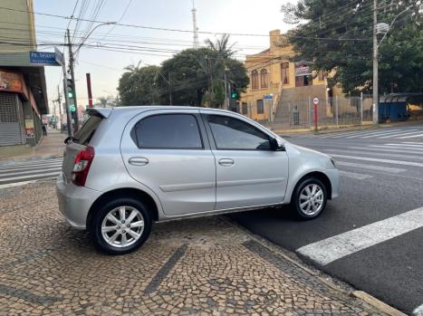TOYOTA Etios Hatch 1.5 16V 4P FLEX X PLUS AUTOMTICO, Foto 4