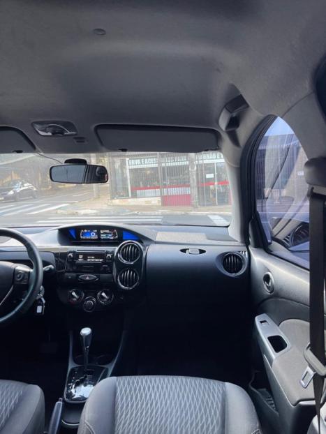 TOYOTA Etios Hatch 1.5 16V 4P FLEX X PLUS AUTOMTICO, Foto 14