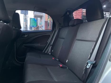 TOYOTA Etios Hatch 1.5 16V 4P FLEX X PLUS AUTOMTICO, Foto 16