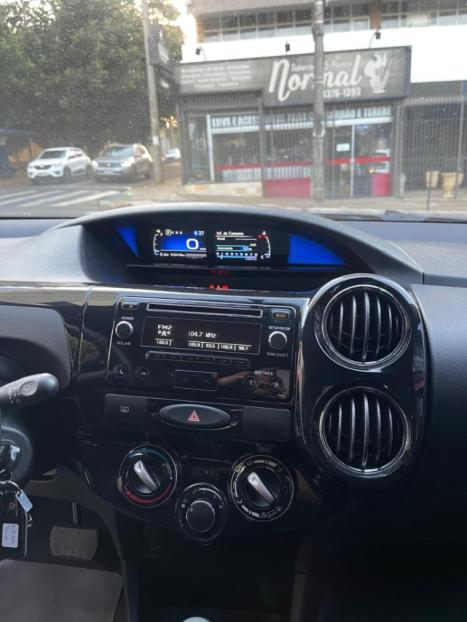 TOYOTA Etios Hatch 1.5 16V 4P FLEX X PLUS AUTOMTICO, Foto 18
