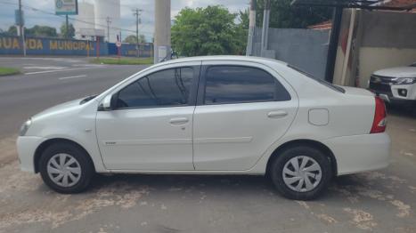 TOYOTA Etios Sedan 1.5 16V 4P FLEX XS AUTOMTICO, Foto 2