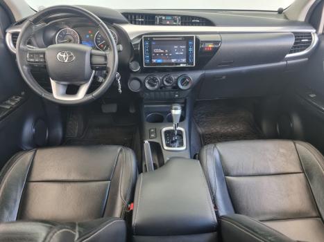 TOYOTA Hilux Caminhonete 2.7 16V 4P SR FLEX CABINE DUPLA, Foto 2