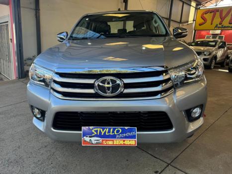 TOYOTA Hilux Caminhonete 2.8 16V SRX 4X4 TURBO DIESEL CABINE DUPLA AUTOMTICO, Foto 4
