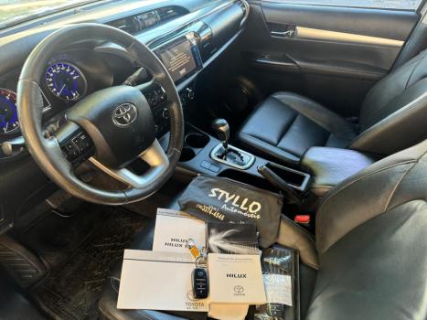 TOYOTA Hilux Caminhonete 2.8 16V SRX 4X4 TURBO DIESEL CABINE DUPLA AUTOMTICO, Foto 15