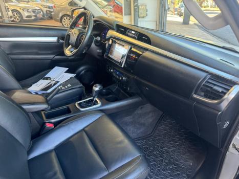 TOYOTA Hilux Caminhonete 2.8 16V SRX 4X4 TURBO DIESEL CABINE DUPLA AUTOMTICO, Foto 17