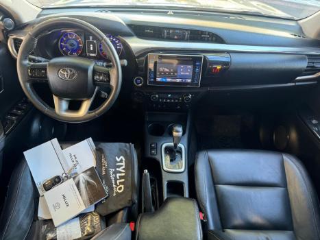 TOYOTA Hilux Caminhonete 2.8 16V SRX 4X4 TURBO DIESEL CABINE DUPLA AUTOMTICO, Foto 18