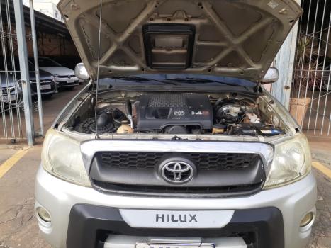 TOYOTA Hilux Caminhonete 3.0 4P 4X4 SRV TURBO DIESEL TOP CABINE DUPLA AUTOMTICO, Foto 3