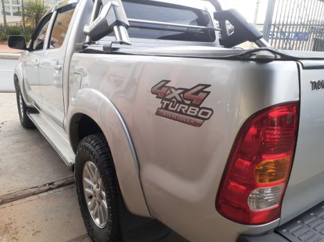 TOYOTA Hilux Caminhonete 3.0 4P 4X4 SRV TURBO DIESEL TOP CABINE DUPLA AUTOMTICO, Foto 5