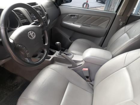 TOYOTA Hilux Caminhonete 3.0 4P 4X4 SRV TURBO DIESEL TOP CABINE DUPLA AUTOMTICO, Foto 9