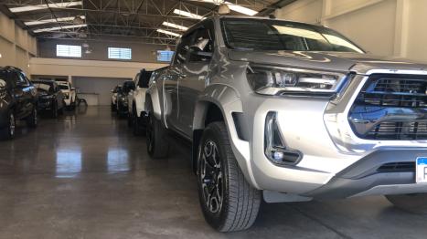 TOYOTA Hilux Caminhonete 2.8 16V SRX PLUS 4X4 TURBO DIESEL CABINE DUPLA AUTOMTICO, Foto 6
