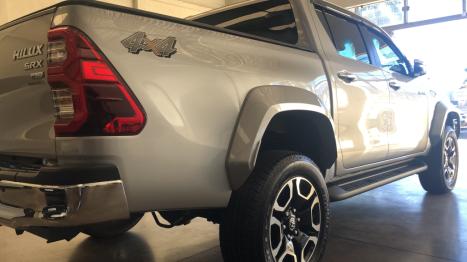 TOYOTA Hilux Caminhonete 2.8 16V SRX PLUS 4X4 TURBO DIESEL CABINE DUPLA AUTOMTICO, Foto 10