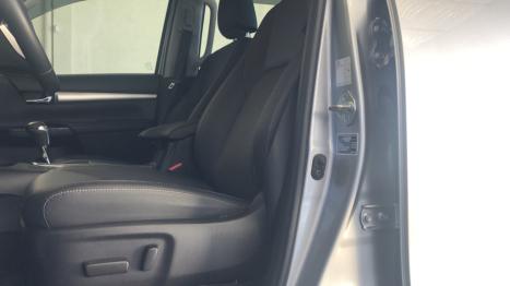 TOYOTA Hilux Caminhonete 2.8 16V SRX PLUS 4X4 TURBO DIESEL CABINE DUPLA AUTOMTICO, Foto 12