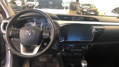 TOYOTA Hilux Caminhonete 2.8 16V SRX PLUS 4X4 TURBO DIESEL CABINE DUPLA AUTOMTICO, Foto 13