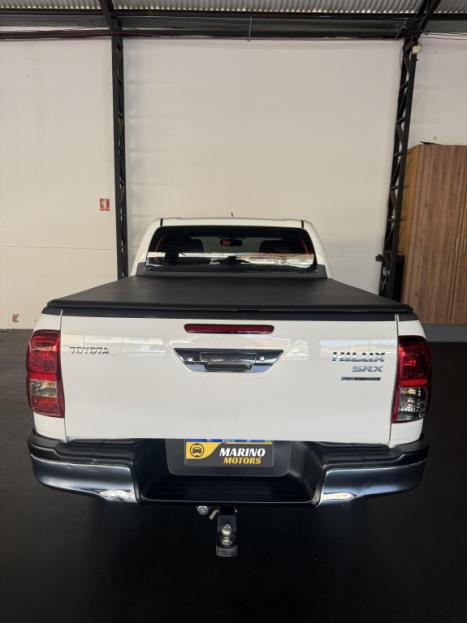 TOYOTA Hilux Caminhonete 2.8 16V SRX 50 ANOS 4X4 TURBO DIESEL CABINE DUPLA AUTOMTICO, Foto 5