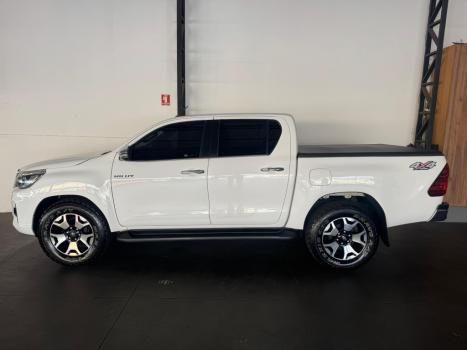TOYOTA Hilux Caminhonete 2.8 16V SRX 50 ANOS 4X4 TURBO DIESEL CABINE DUPLA AUTOMTICO, Foto 9