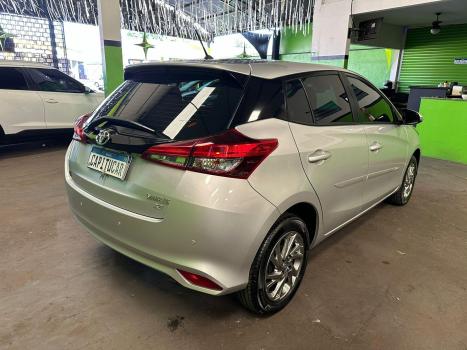 TOYOTA Yaris Hatch 1.5 16V 4P FLEX XS CONNECT MULTIDRIVE AUTOMTICO CVT, Foto 5