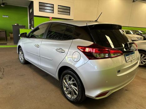 TOYOTA Yaris Hatch 1.5 16V 4P FLEX XS CONNECT MULTIDRIVE AUTOMTICO CVT, Foto 6