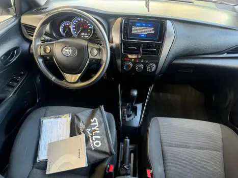 TOYOTA Yaris Hatch 1.5 16V 4P FLEX XL PLUS CONNECT MULTIDRIVE AUTOMTICO CVT, Foto 16