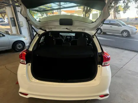 TOYOTA Yaris Hatch 1.5 16V 4P FLEX XL PLUS CONNECT MULTIDRIVE AUTOMTICO CVT, Foto 18