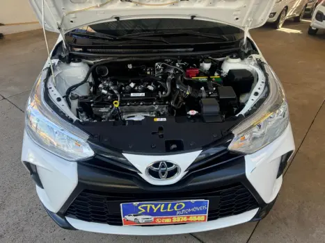 TOYOTA Yaris Hatch 1.5 16V 4P FLEX XL PLUS CONNECT MULTIDRIVE AUTOMTICO CVT, Foto 19