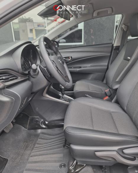 TOYOTA Yaris Sedan 1.5 16V 4P FLEX XS MULTIDRIVE AUTOMTICO CVT, Foto 5