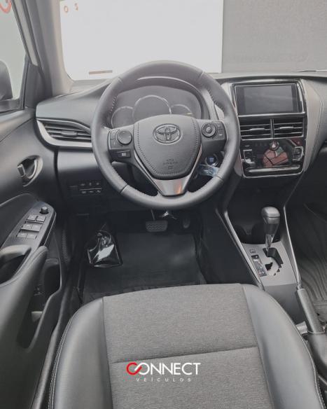 TOYOTA Yaris Sedan 1.5 16V 4P FLEX XS MULTIDRIVE AUTOMTICO CVT, Foto 7